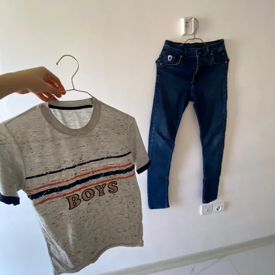 شلوار جین و تیشرت