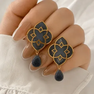 گوشواره طلایی مشکی
