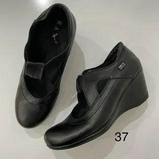 کفش چرم r&w