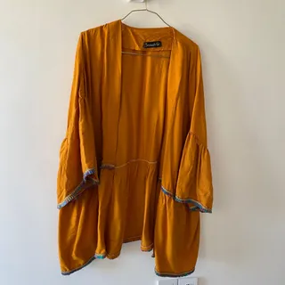 مانتو نارنجی