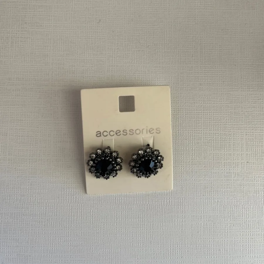 گوشواره accessories