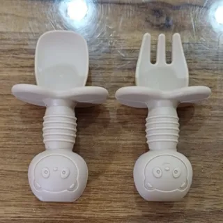 قاشق چنگال پستونکی