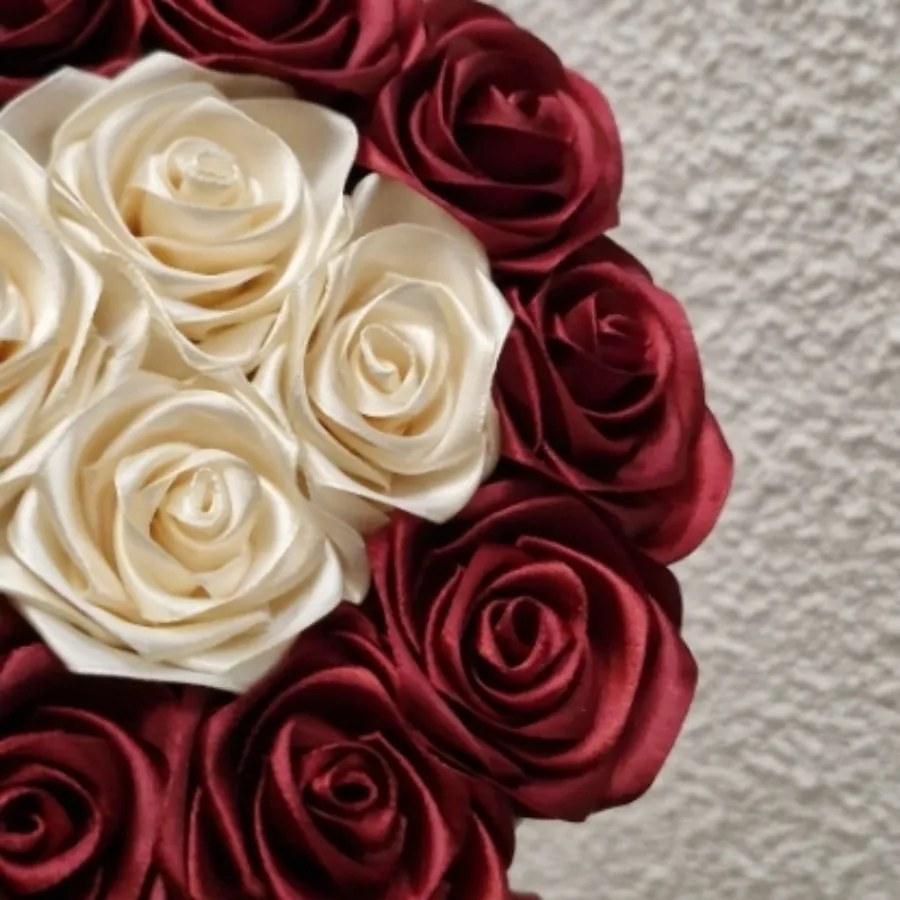 باکس هدیه گل رز
