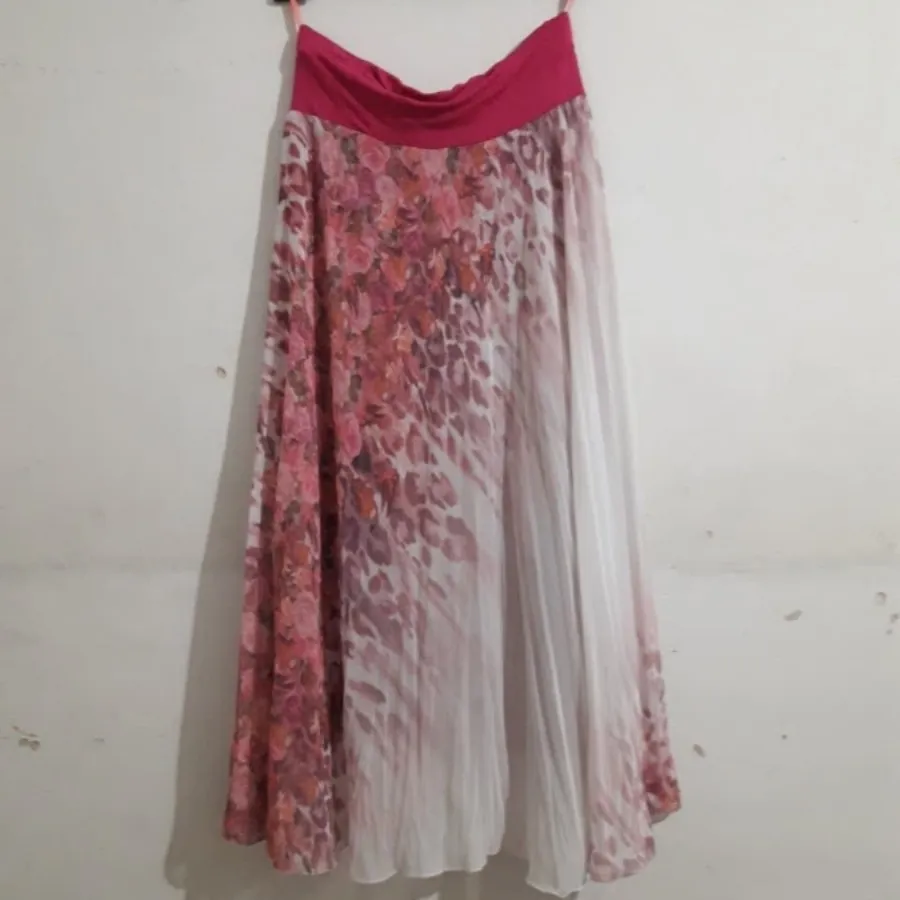 ?دامن پلیسه چین دار
