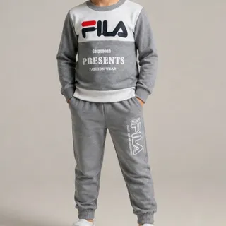 لباس و شلوار بچگانه