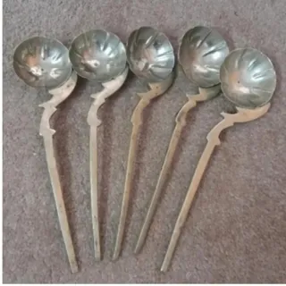 قاشق قدیمی