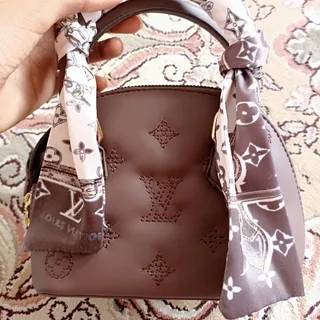 کیف قهوه ای