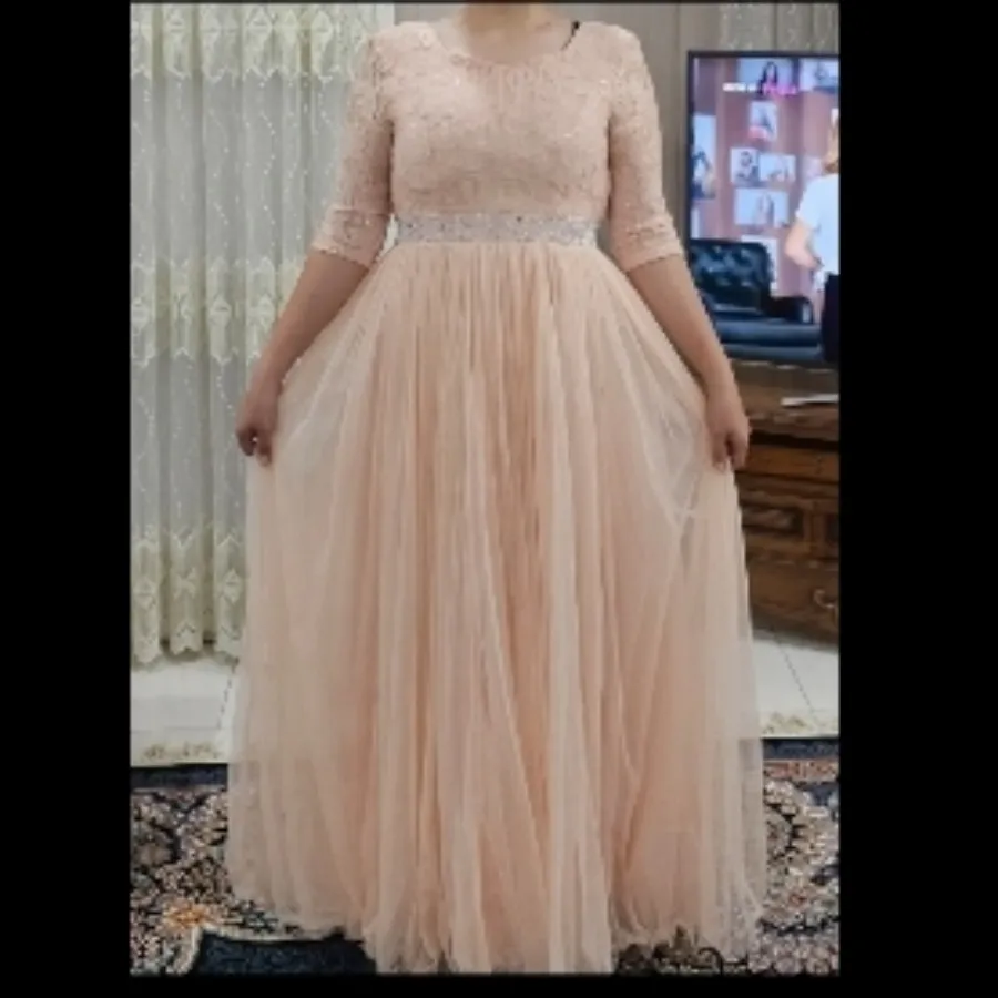 لباس مجلسی پوشیده
