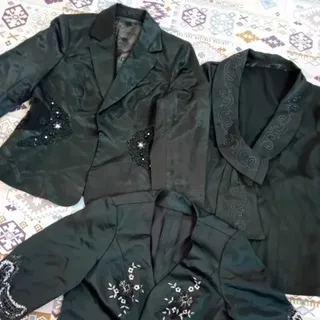 کت مشکی