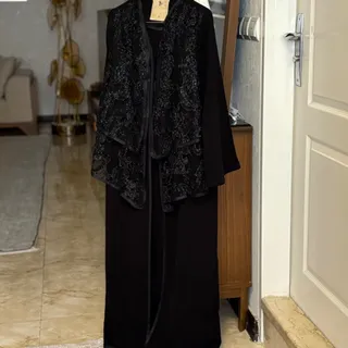 عبا مزونی