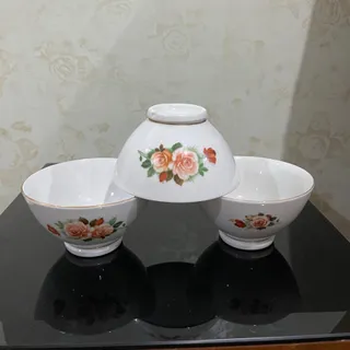 کاسه دوبرگل چینی