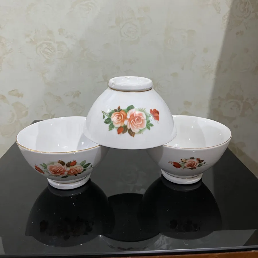 کاسه دوبرگل چینی