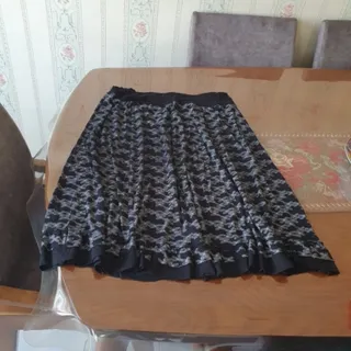 دامن کش دار بلغارستانی