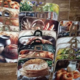 کیسه نان و کیسه سبزی