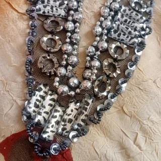 گردنبند پارچه تور کارشده