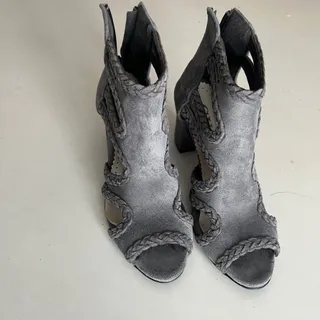 کفش مجلسی