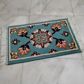 پادری فرشی ریشه دار