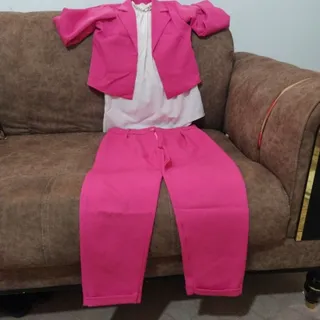 سه تیکه دخترانه
