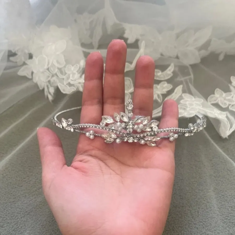 تاج عروس اروپایی
