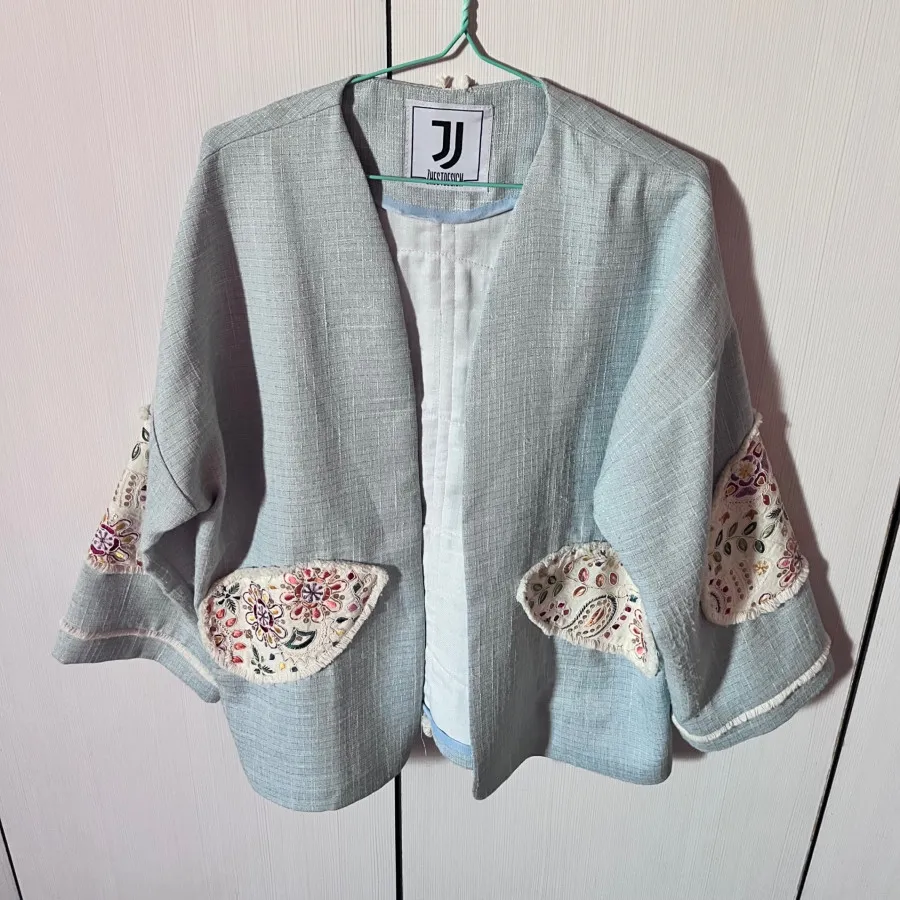 کت آبی