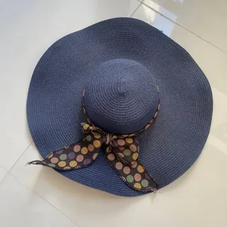 کلاه آفتابی لبه بلند