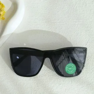 عینک آفتابی وارداتی جذاب