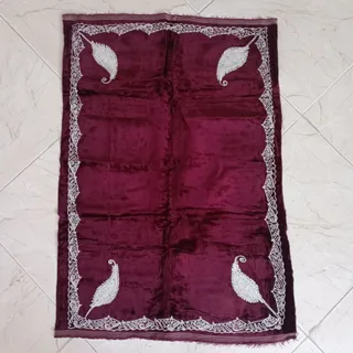 رومیزی مخمل قدیمی بته جقه