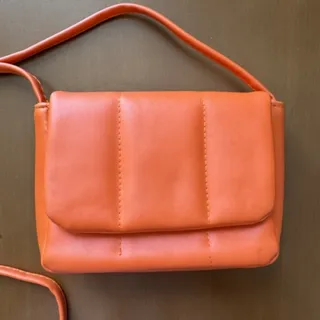 کیف نارنجی