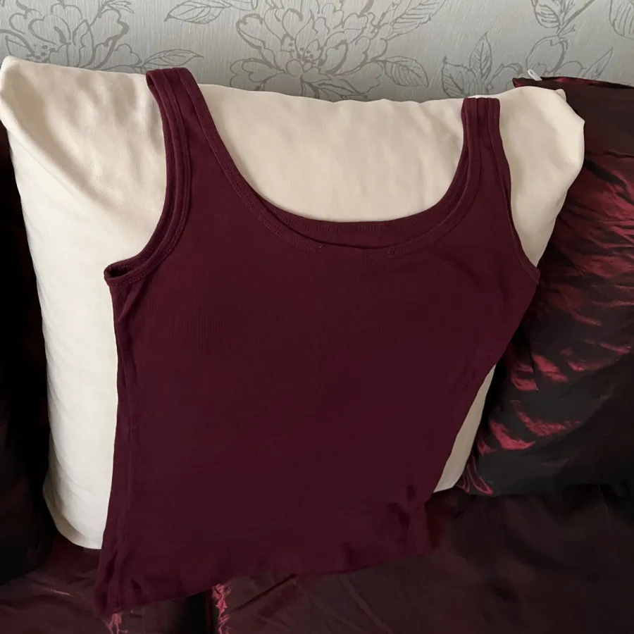 تاپ زرشکی
