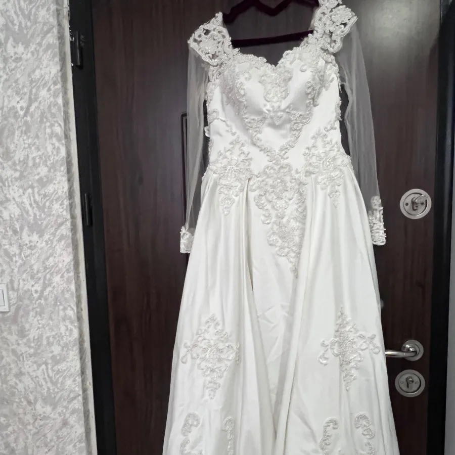 لباس عروس دنباله دار