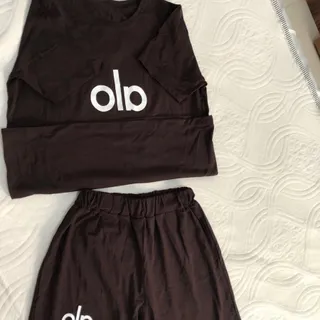 تیشرت شلوارک alo