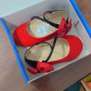 کفش کاملا نو