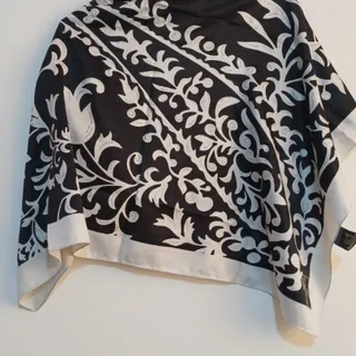 روسری ساتن