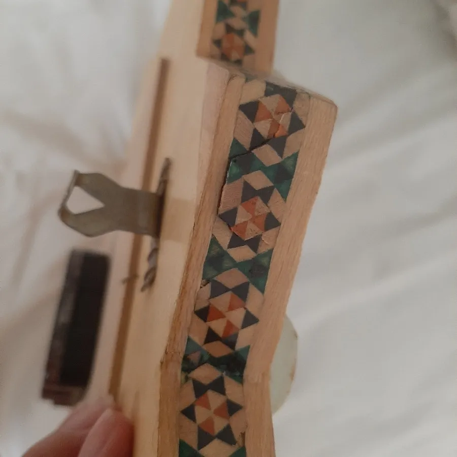 ساعت خاتم کاری خورشیدی