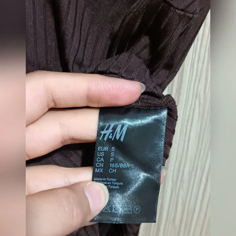 بادی ترک
مارک H&M