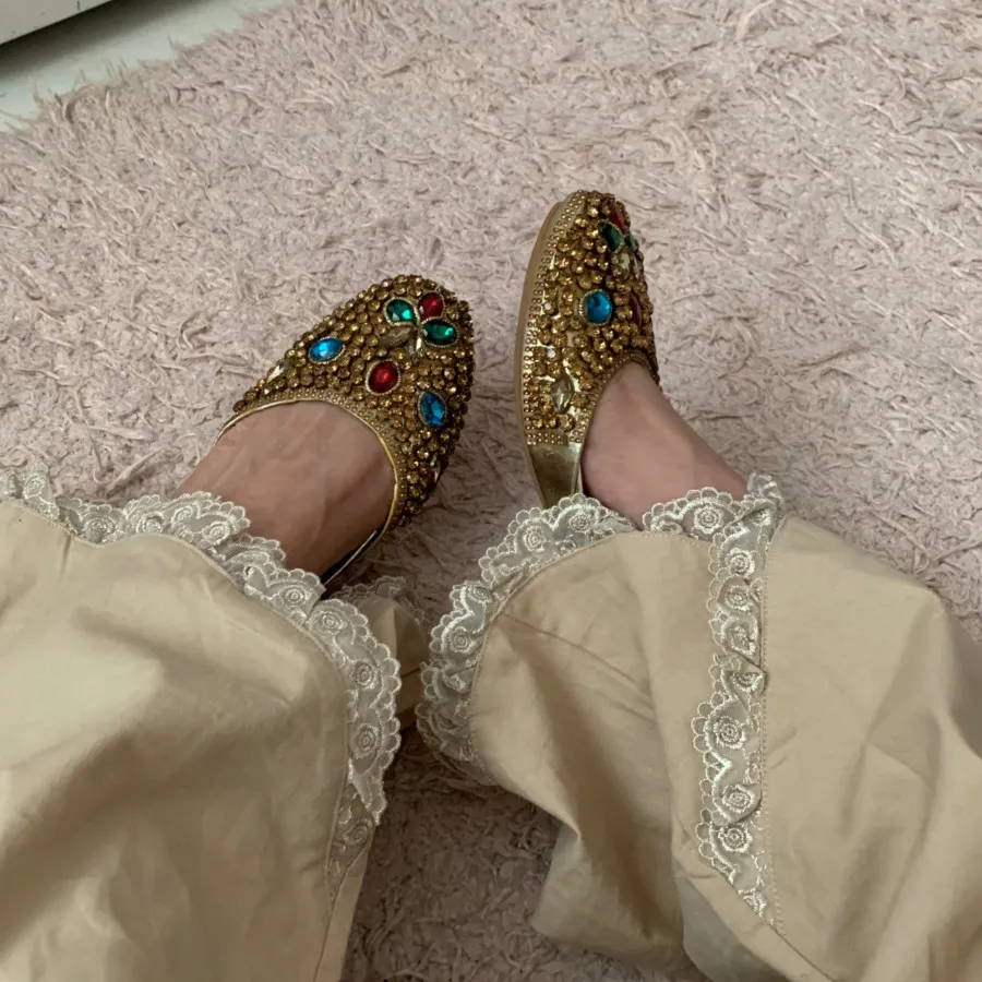 کفش هندی