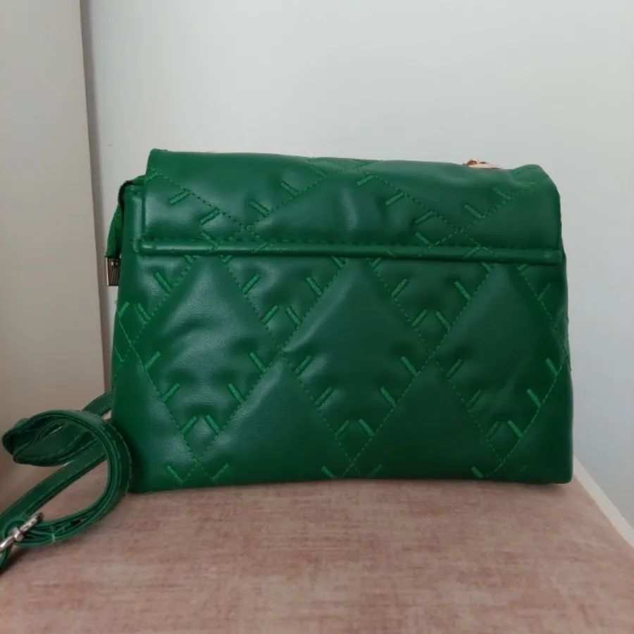 کیف شونه ای سبز
