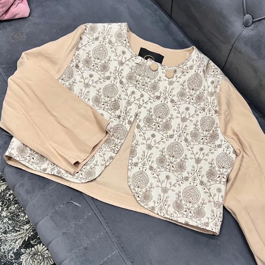 کت مجلسی و بیرونی