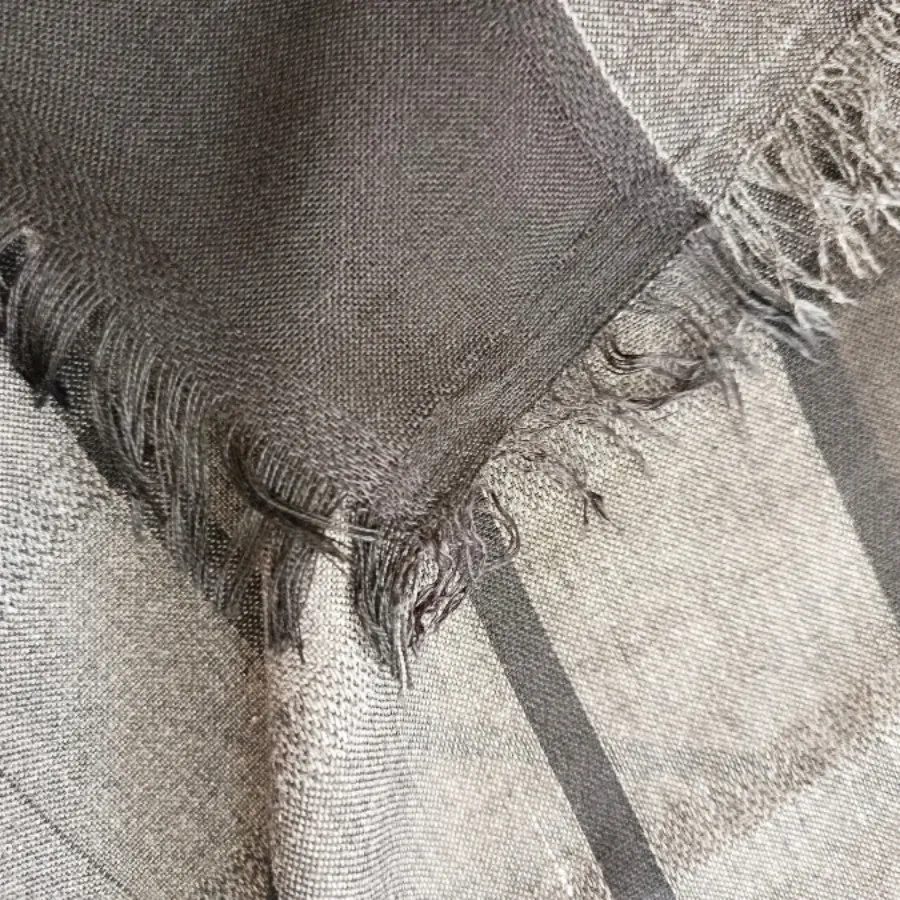 روسری نخی گرم بالا