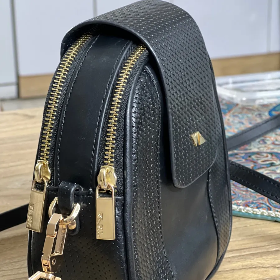 کیف مشکی چرم مشهد