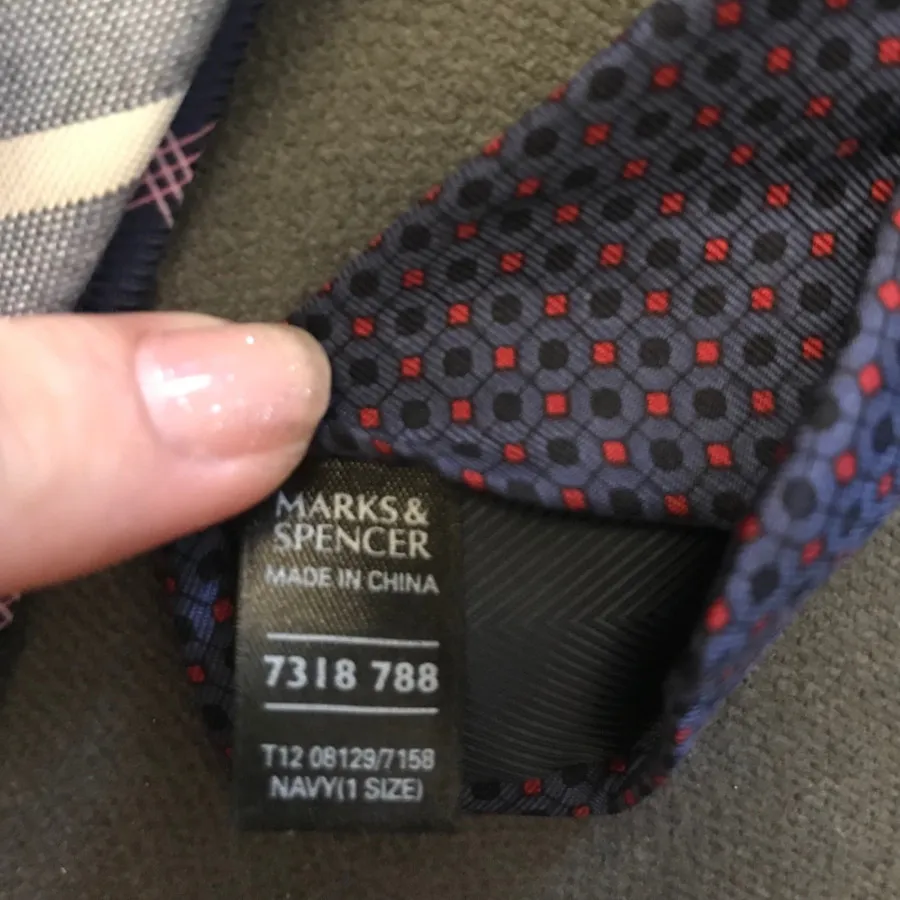 کروات Marksandspencer