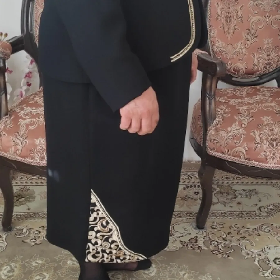 کت و دامن زنانه