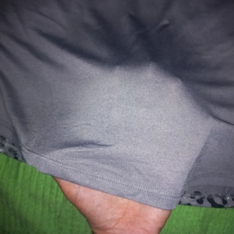 بلوز خاکستری طرح دار