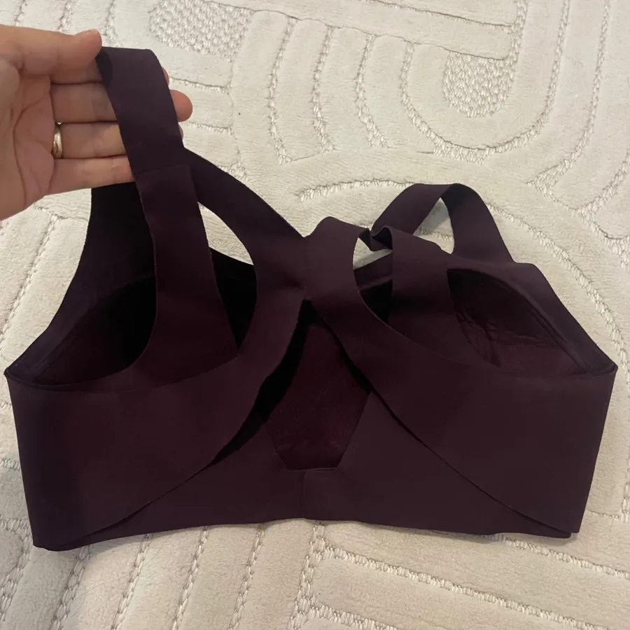 نیم تنه ورزشی