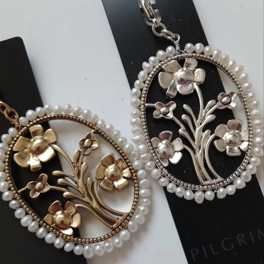 چارم با مروارید وارداتی