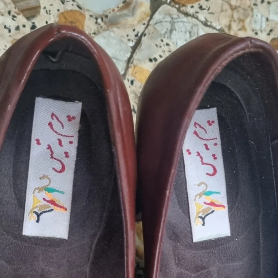 کفش چرم بهتیس سایز 39