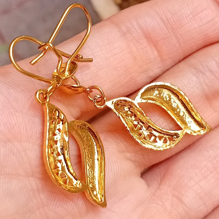 گوشواره ی برنجی مشابه طلا