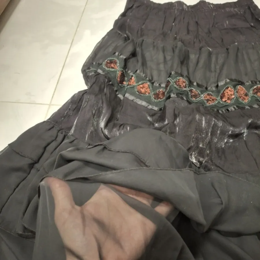 دامن طبقه ای
