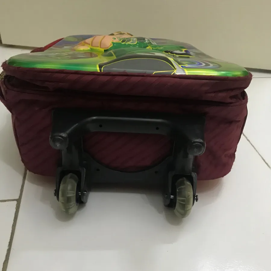 کوله با طرح سه بعدی