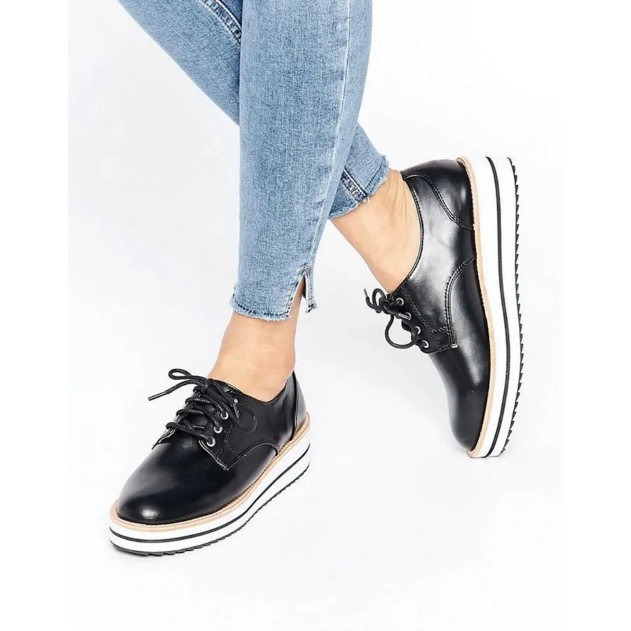 کفش چرم pull&bear
